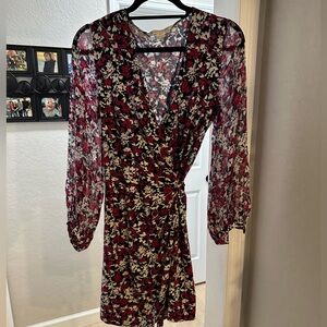 A beautiful like new DVF midi dress!